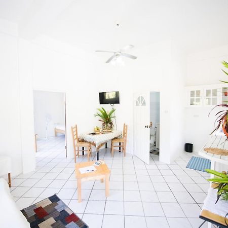 Diamondview Apartment Soufrière Екстериор снимка