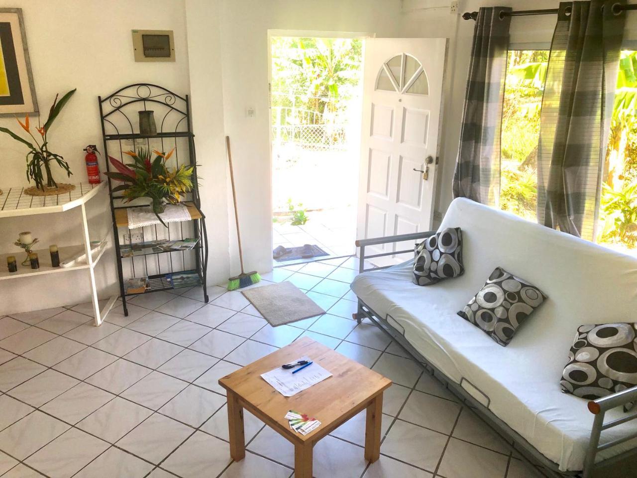 Diamondview Apartment Soufrière Екстериор снимка